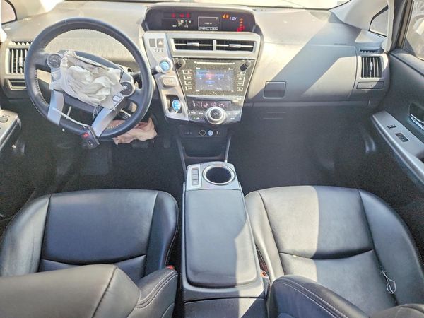 2017 TOYOTA PRIUS V FO — CKPT