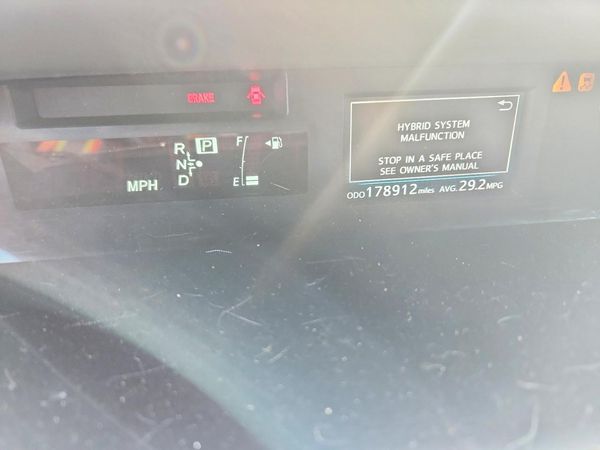 2017 TOYOTA PRIUS V FO — ODOM