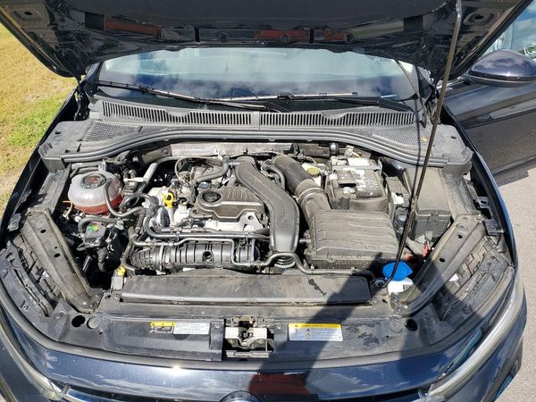 2026 VOLKSWAGEN JETTA SE — Engine bay