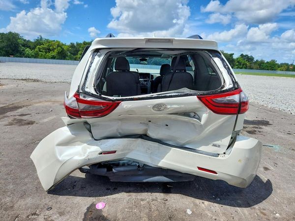 2020 TOYOTA SIENNA — DIRR