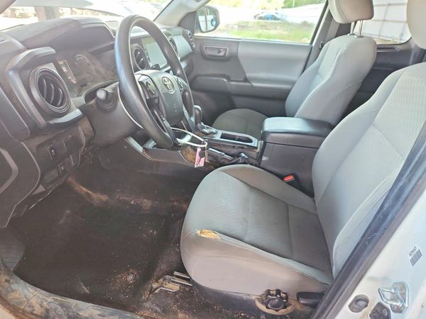 2022 TOYOTA TACOMA SR5 — DENT