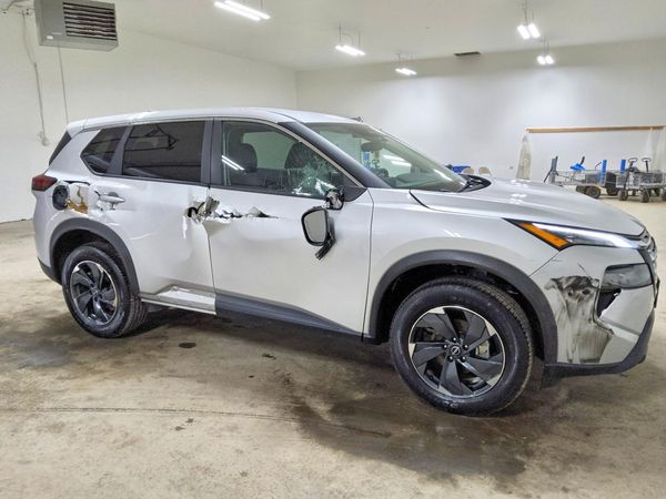 2024 NISSAN ROGUE SV — Passenger 3/4
