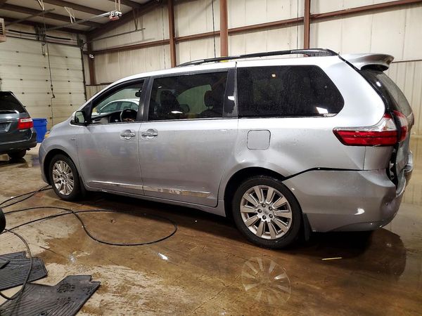 2016 TOYOTA SIENNA — DSRA
