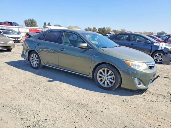 2013 TOYOTA CAMRY SOLA Hybrid — Passenger 3/4