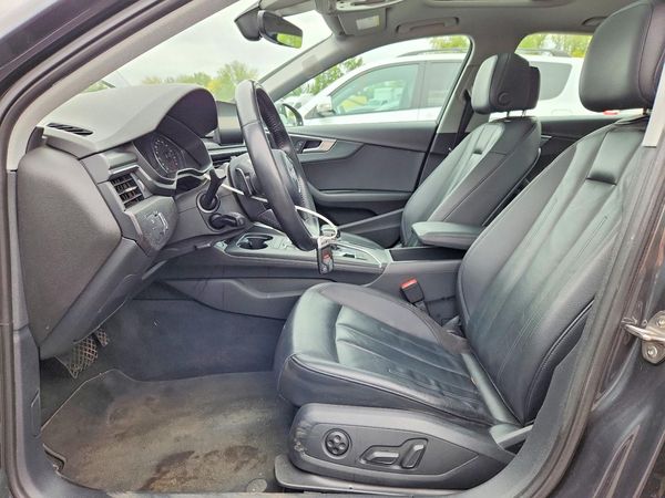 2018 AUDI A4 — DENT