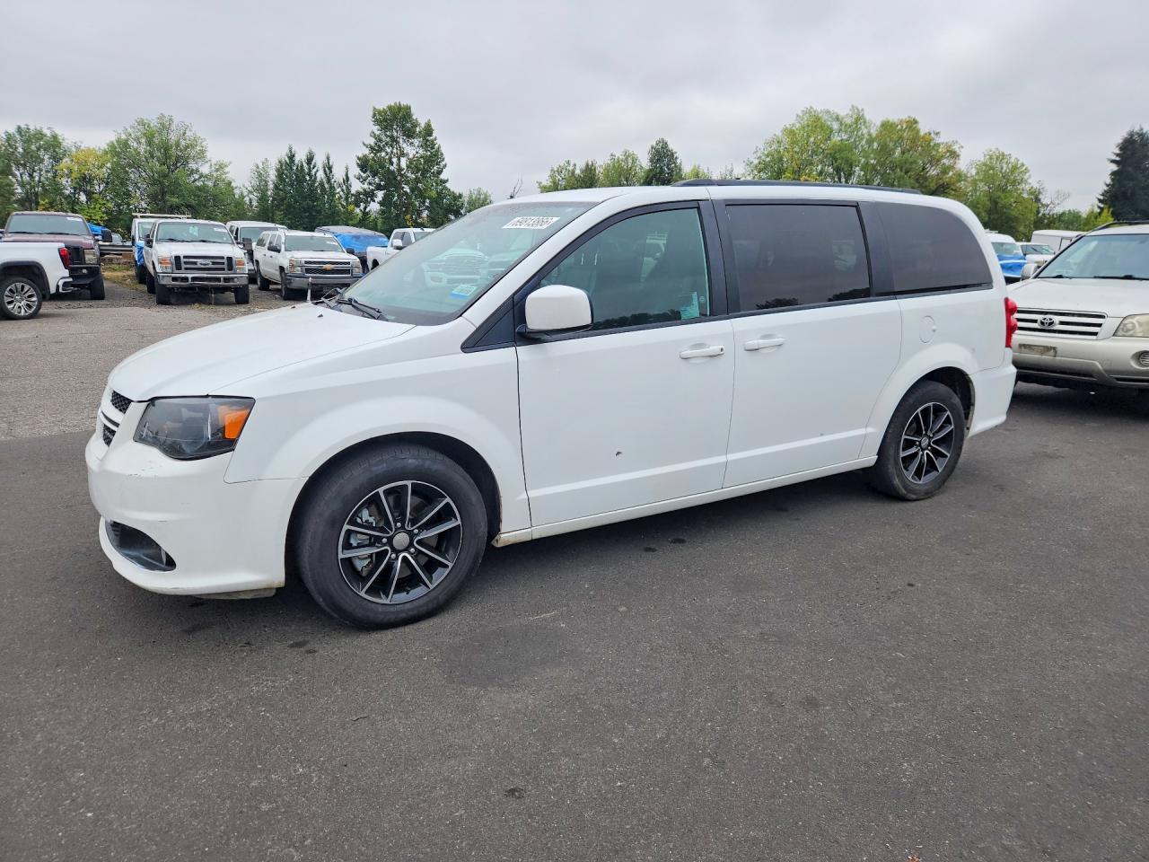 2018 DODGE GRAND CARAVAN GT (US), GT FWD (Can) — Front 3/4