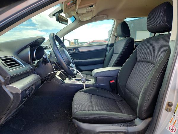 2019 SUBARU OUTBACK Premium+ES — DENT