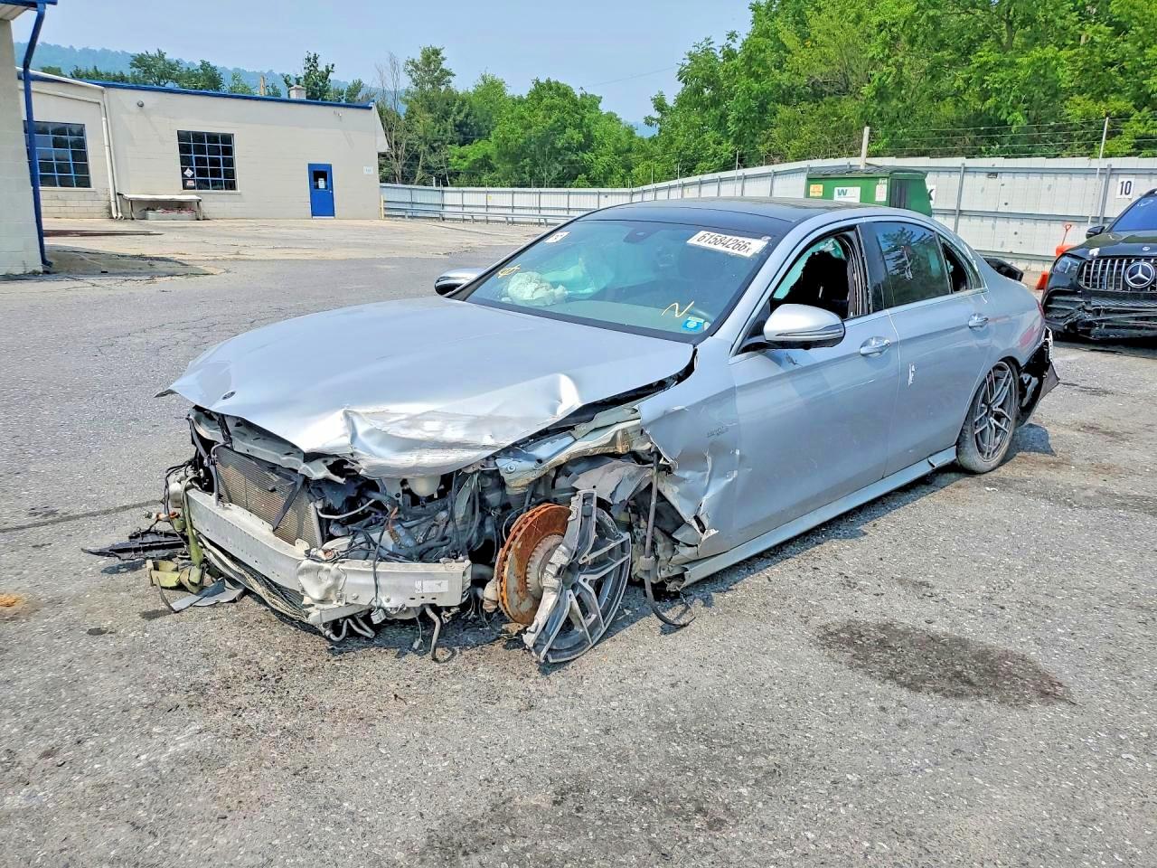 2021 MERCEDES-BENZ E-CLASS — Front 3/4