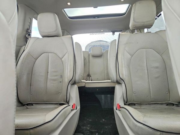 2018 CHRYSLER PACIFICA Limited — SUVN