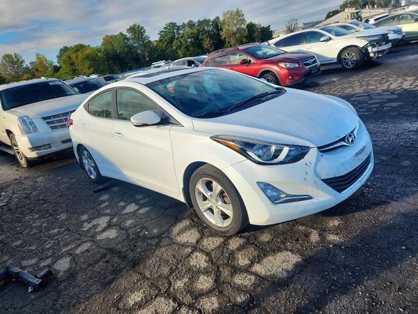 2016 HYUNDAI ELANTRA — Passenger 3/4