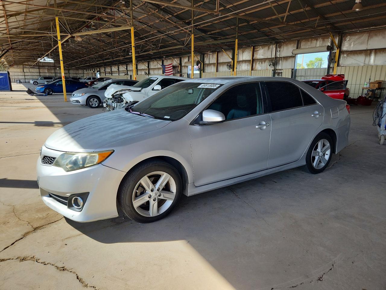 2012 TOYOTA CAMRY — Front 3/4