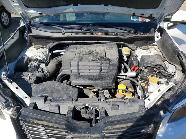 2020 SUBARU FORESTER — Engine bay