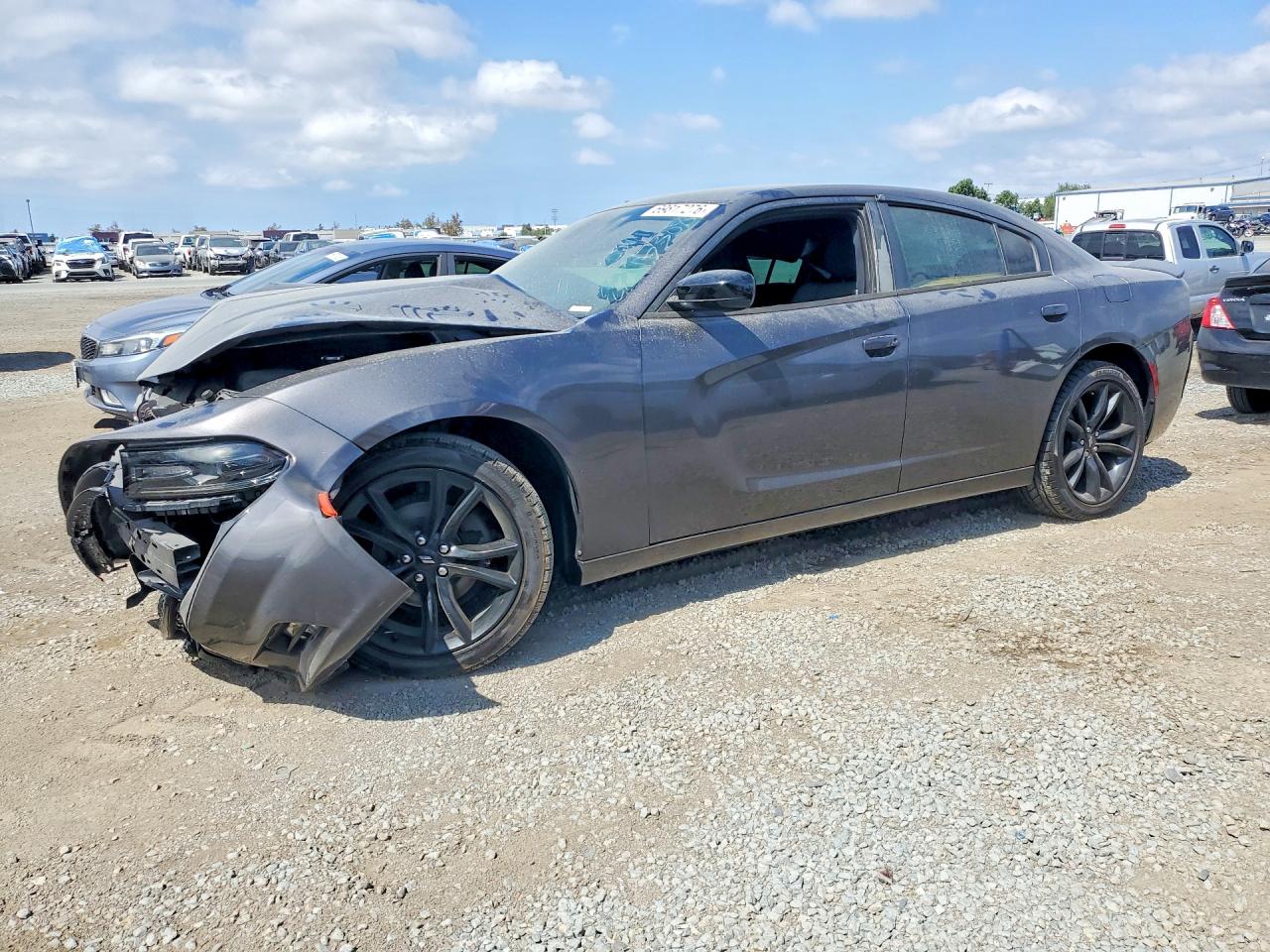 2018 DODGE CHARGER SXT Plus — Front 3/4