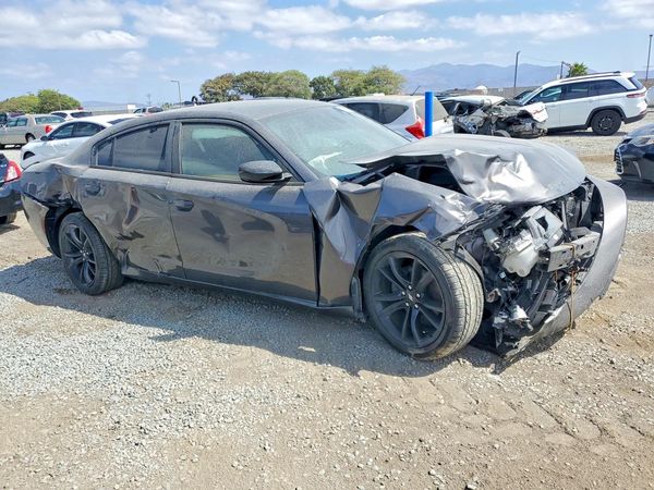 2018 DODGE CHARGER SXT Plus — Passenger 3/4