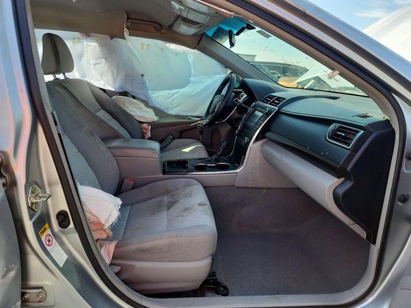 2017 TOYOTA CAMRY LE/SE/XLE/XSE — DENT
