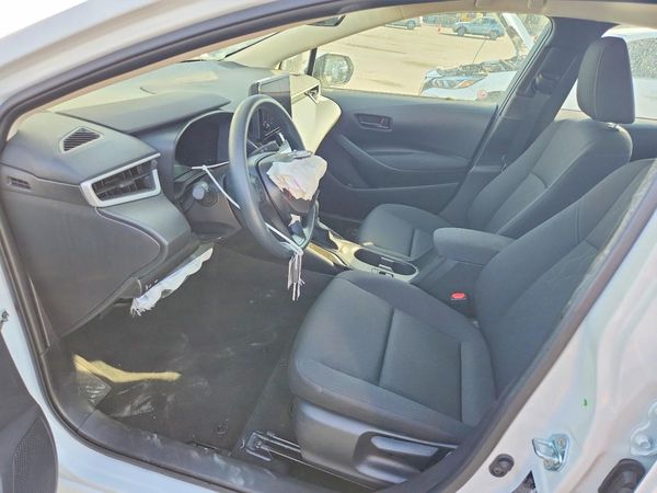 2026 TOYOTA COROLLA LE — DENT