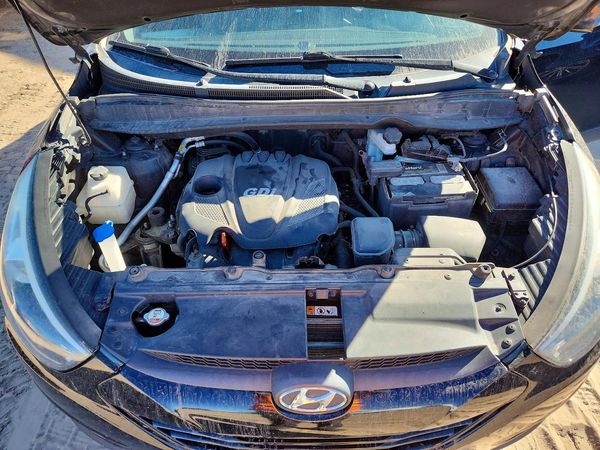 2015 HYUNDAI TUCSON GLS (Middle) — Engine bay