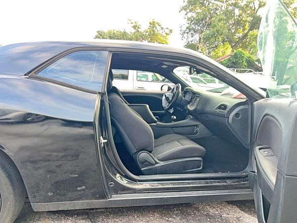 2019 DODGE CHALLENGER SXT