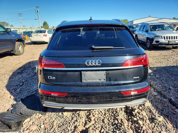 2021 AUDI Q5 quattro Premium — DIRR