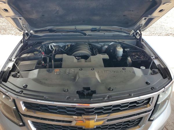2015 CHEVROLET TAHOE LS — Engine bay