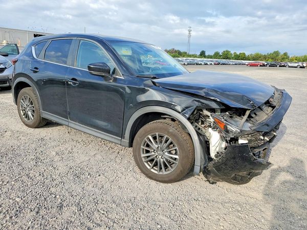 2019 MAZDA CX-5 Touring — Passenger 3/4