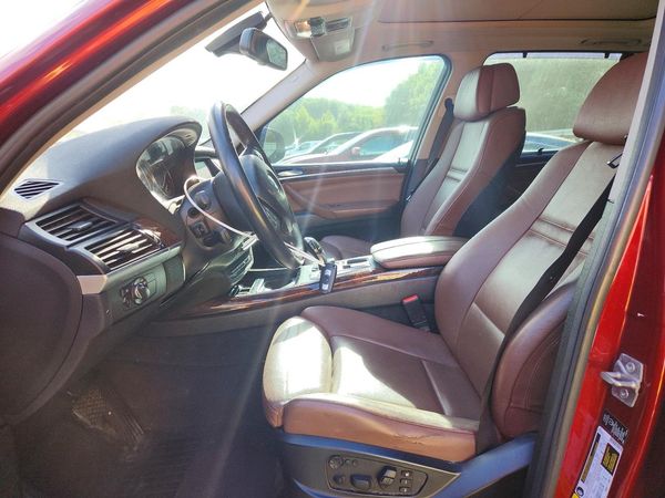 2012 BMW X5 xDrive35i — DENT
