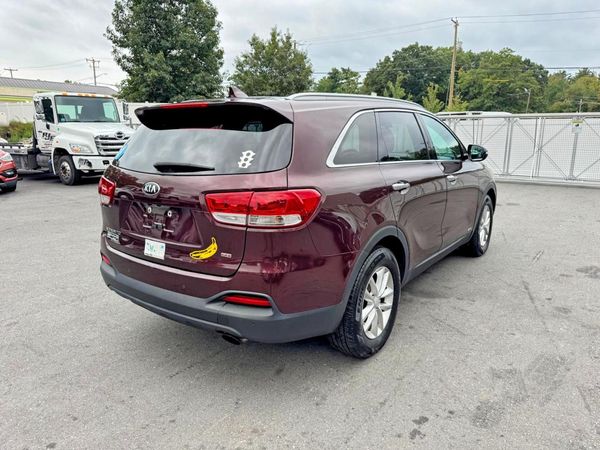 2017 KIA SORENTO L, LX