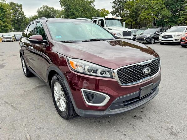 2017 KIA SORENTO L, LX
