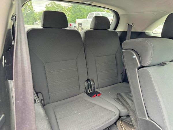 2017 KIA SORENTO L, LX