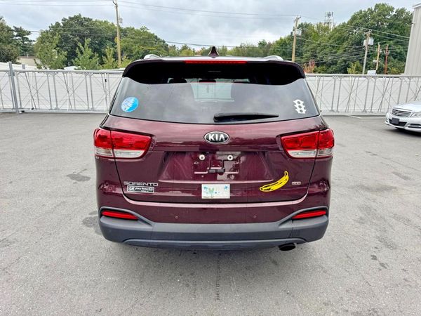 2017 KIA SORENTO L, LX