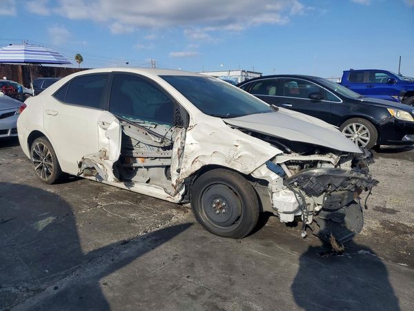 2019 TOYOTA COROLLA L/LE/SE/XLE/XSE — Passenger 3/4