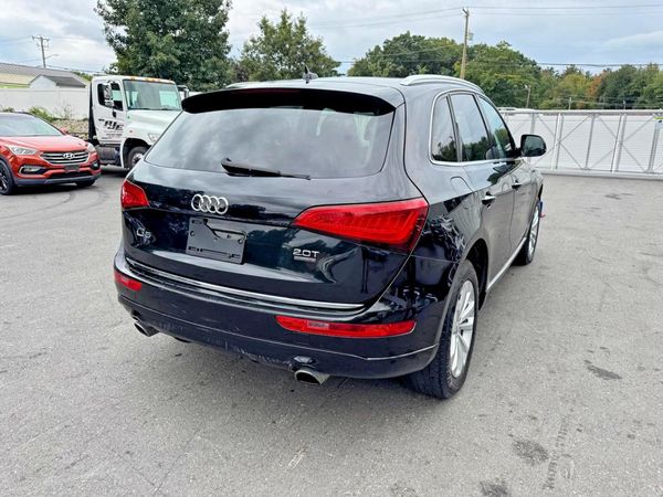 2017 AUDI Q5 quattro Premium