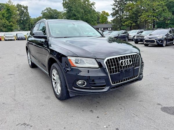 2017 AUDI Q5 quattro Premium