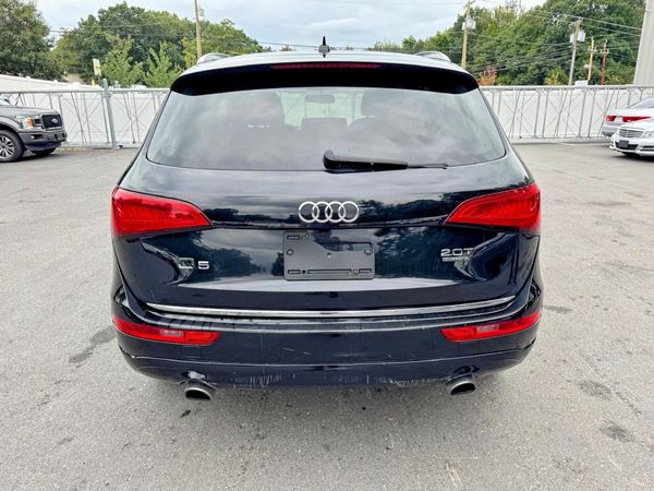 2017 AUDI Q5 quattro Premium