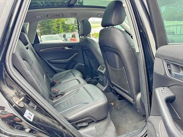 2017 AUDI Q5 quattro Premium