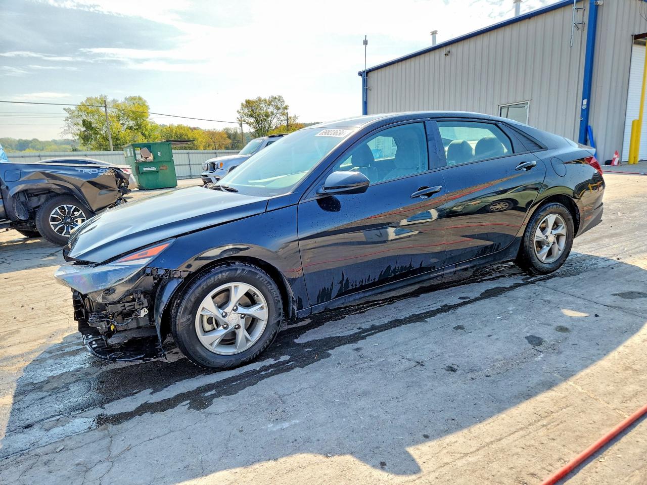 2023 HYUNDAI ELANTRA SE — Front 3/4