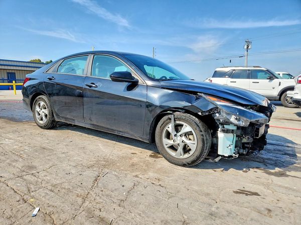 2023 HYUNDAI ELANTRA SE — Passenger 3/4
