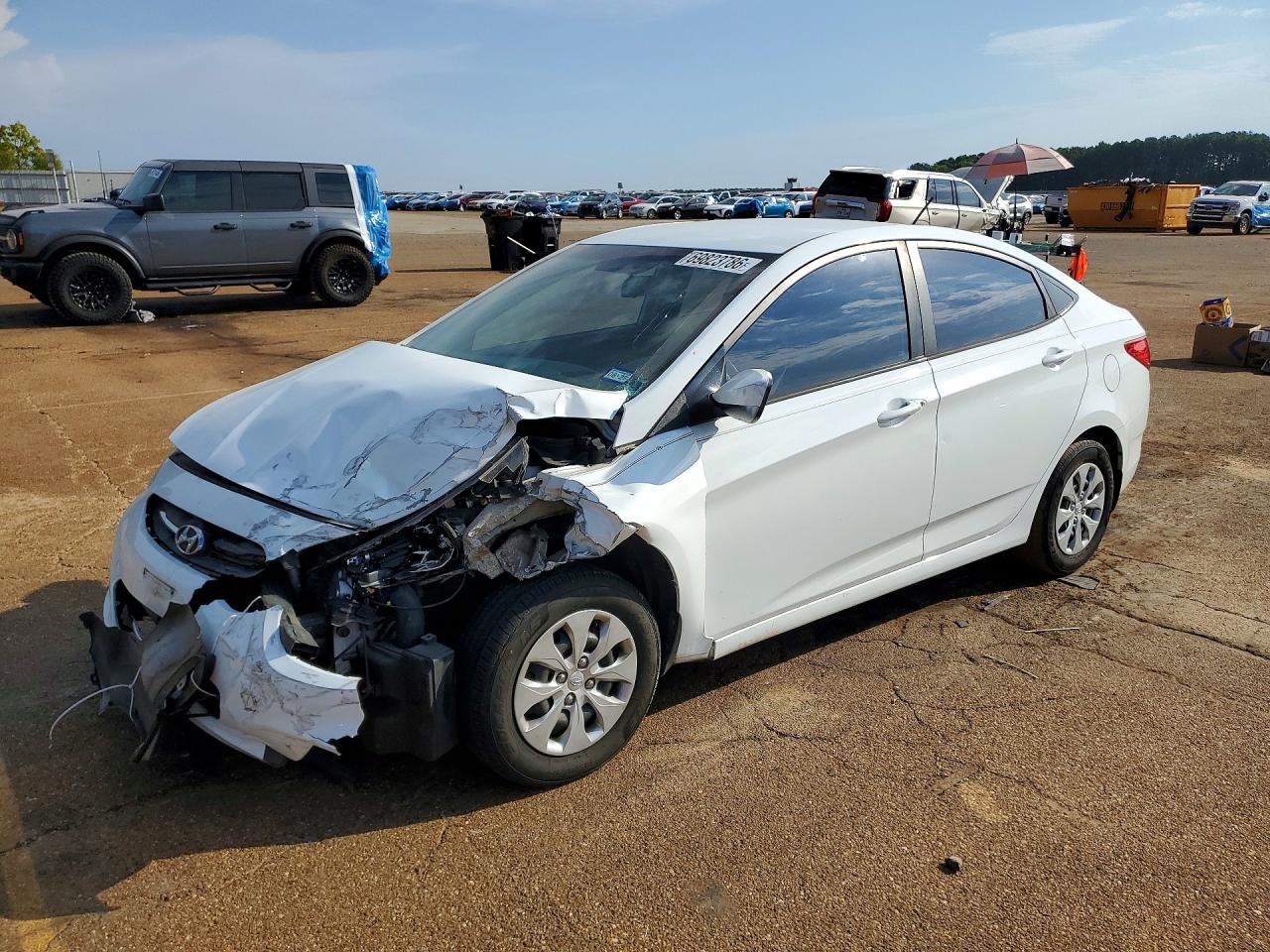 2016 HYUNDAI ACCENT GS / GLS — Front 3/4