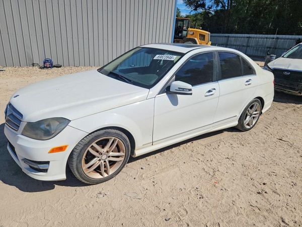 2013 MERCEDES-BENZ C — DSFA — Front 3/4