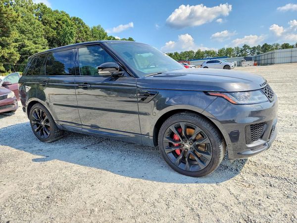 2021 LAND ROVER RANGE ROVER SPORT HSE Westminster Edition — Passenger 3/4