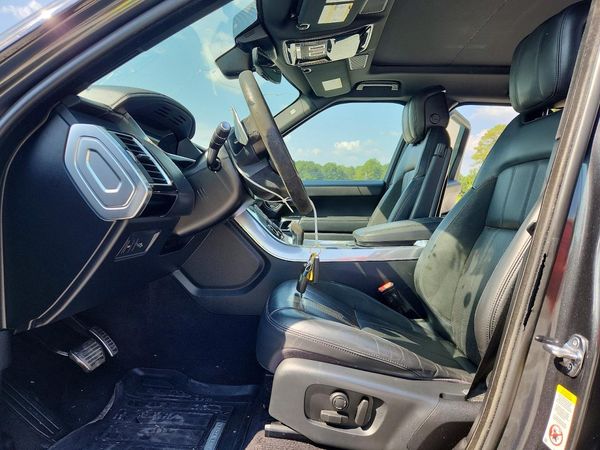 2021 LAND ROVER RANGE ROVER SPORT HSE Westminster Edition — DENT