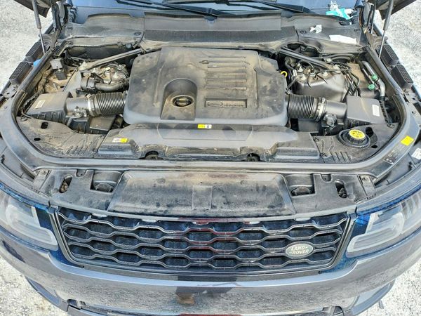 2021 LAND ROVER RANGE ROVER SPORT HSE Westminster Edition — Engine bay