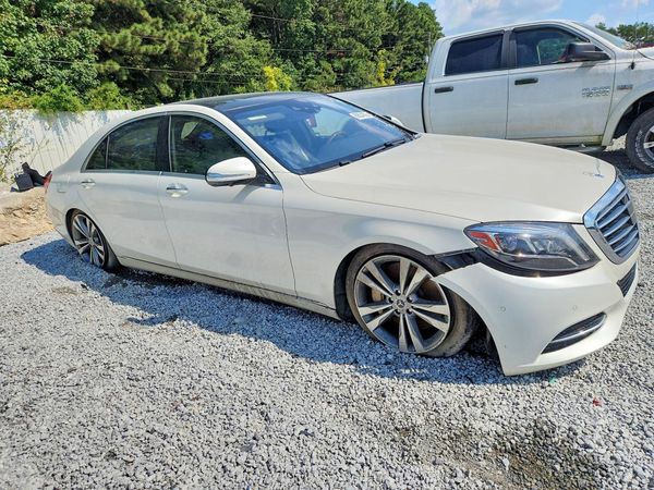 2015 MERCEDES-BENZ S-CLASS S550 — Passenger 3/4