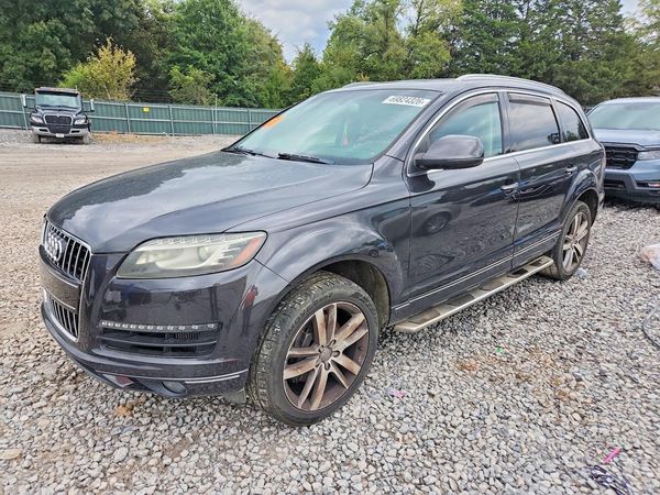 2013 AUDI Q7 Prestige — Front 3/4
