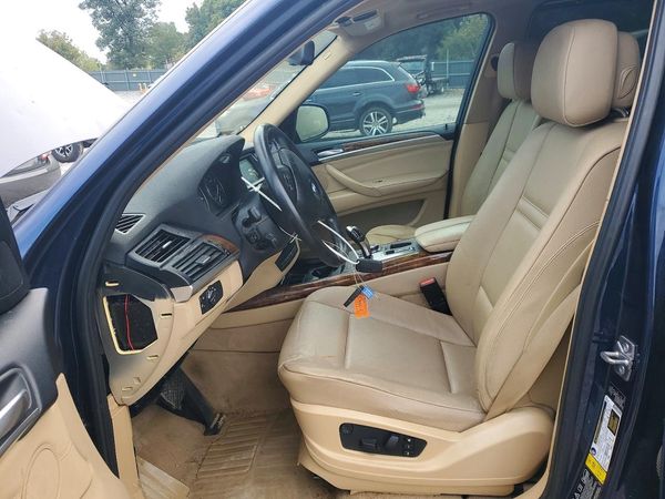2012 BMW X5 xDrive35d — DENT