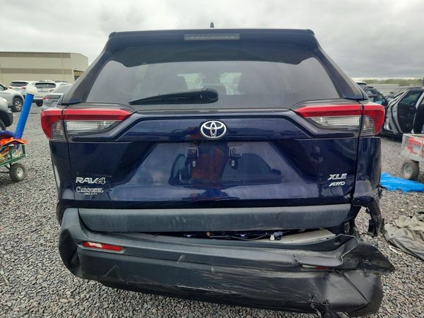 2019 TOYOTA RAV4 XLE / XLE Premium 4WD — DIRR