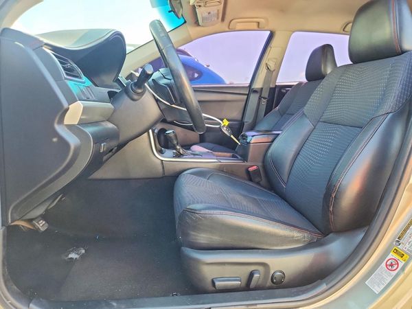 2015 TOYOTA CAMRY — DENT