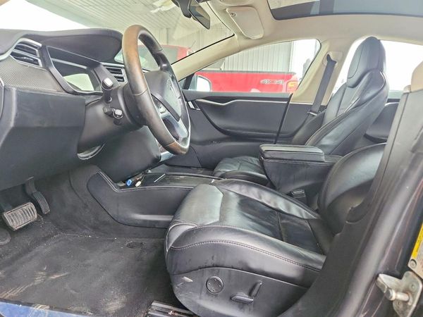 2017 TESLA MODEL S — DENT