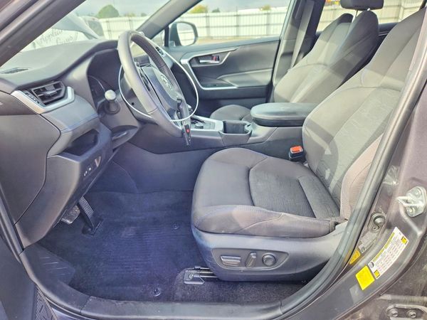 2024 TOYOTA RAV4 SE — DENT