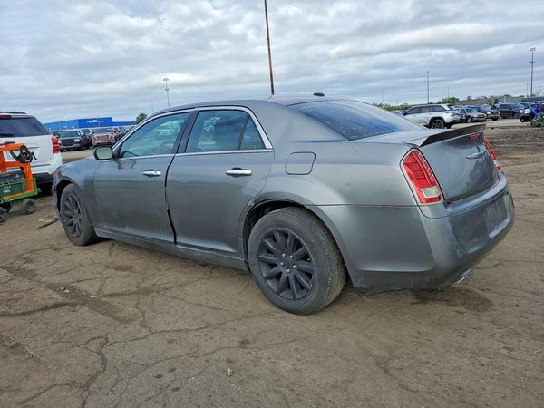 2012 CHRYSLER 300 300S V6 — DSRA